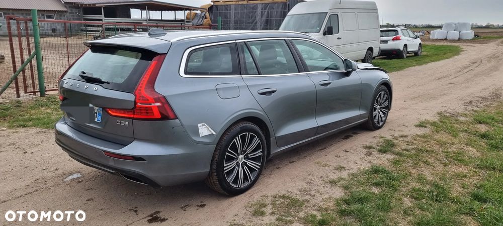 Volvo V60 D3 Geartronic Momentum Pro - 2