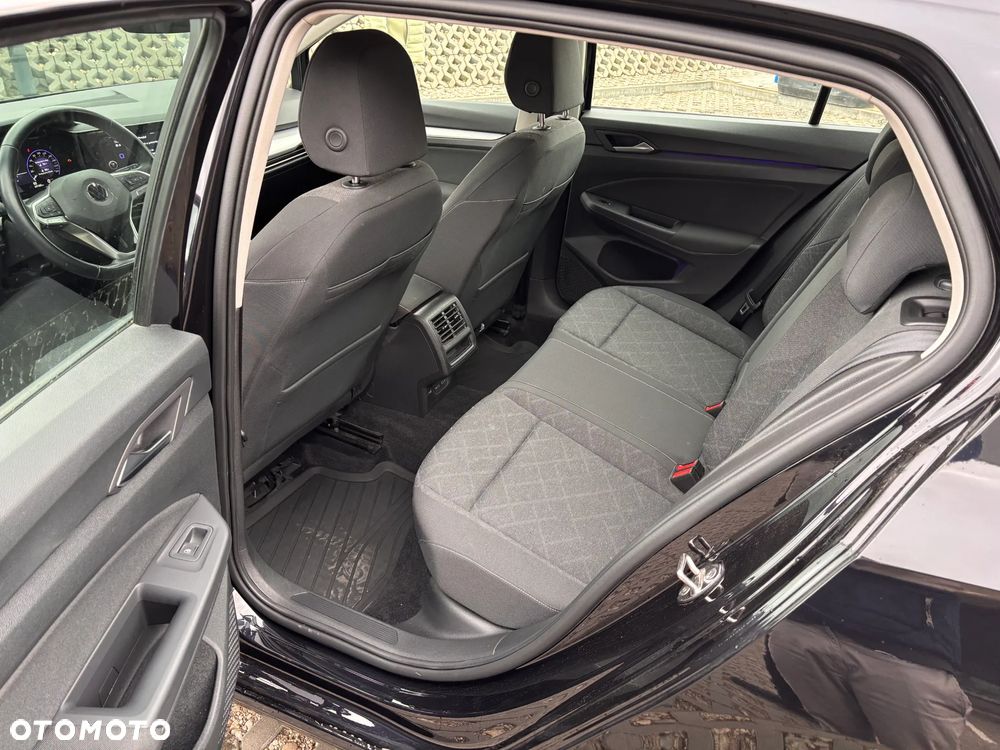 Volkswagen Golf 1.0 TSI Life - 16