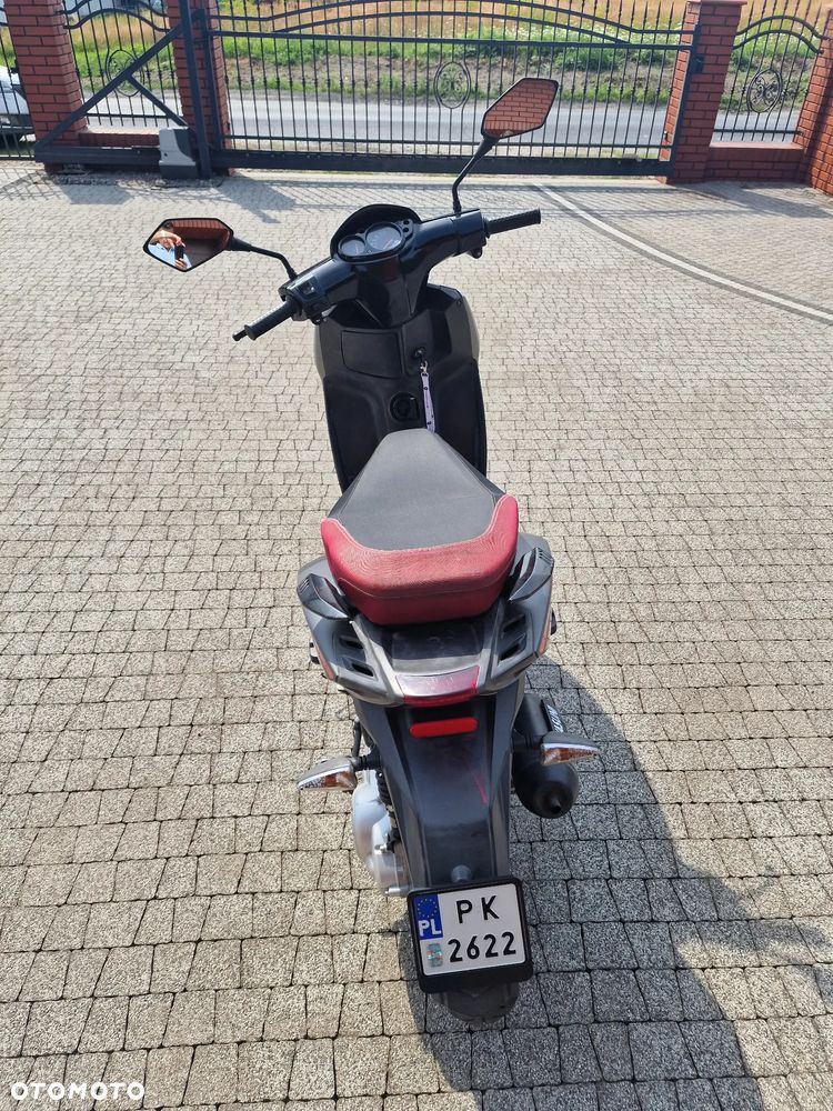 Aprilia SR - 6
