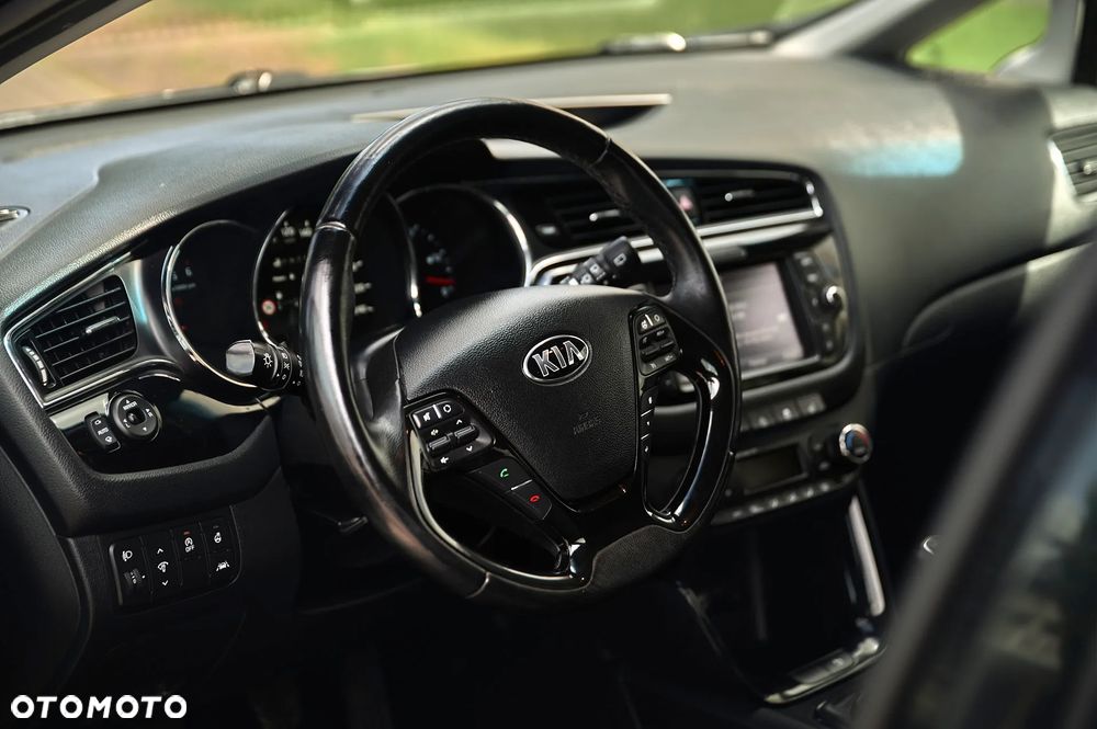 Kia Ceed 1.6 CRDi L Business Line - 33