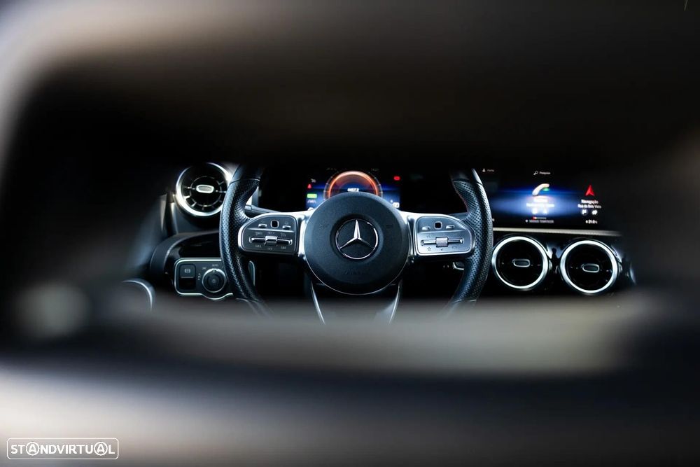 Mercedes-Benz CLA 250 e AMG Line - 11
