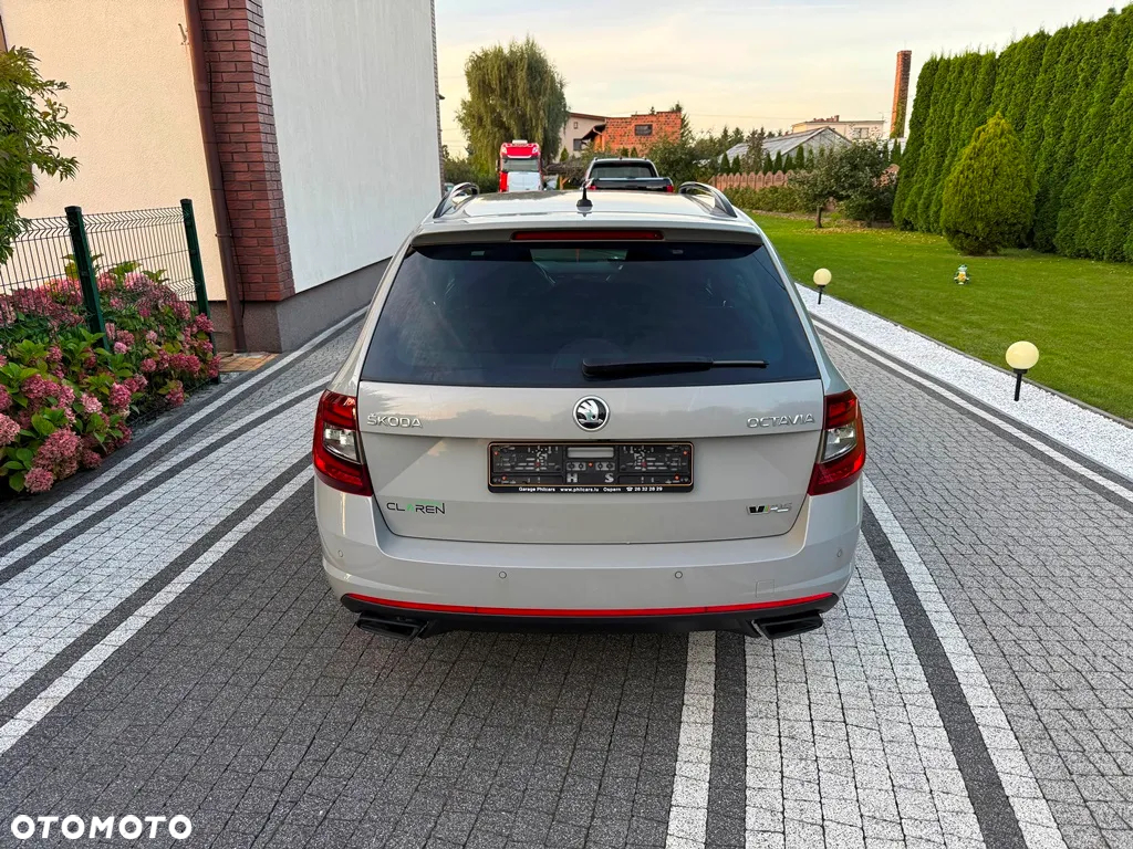 Skoda Octavia Combi 2.0 TSI DSG RS First Edition - 12