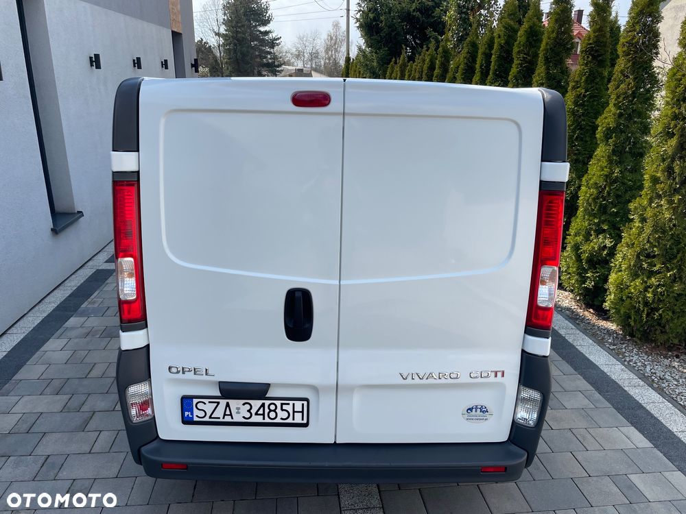 Opel Vivaro - 11