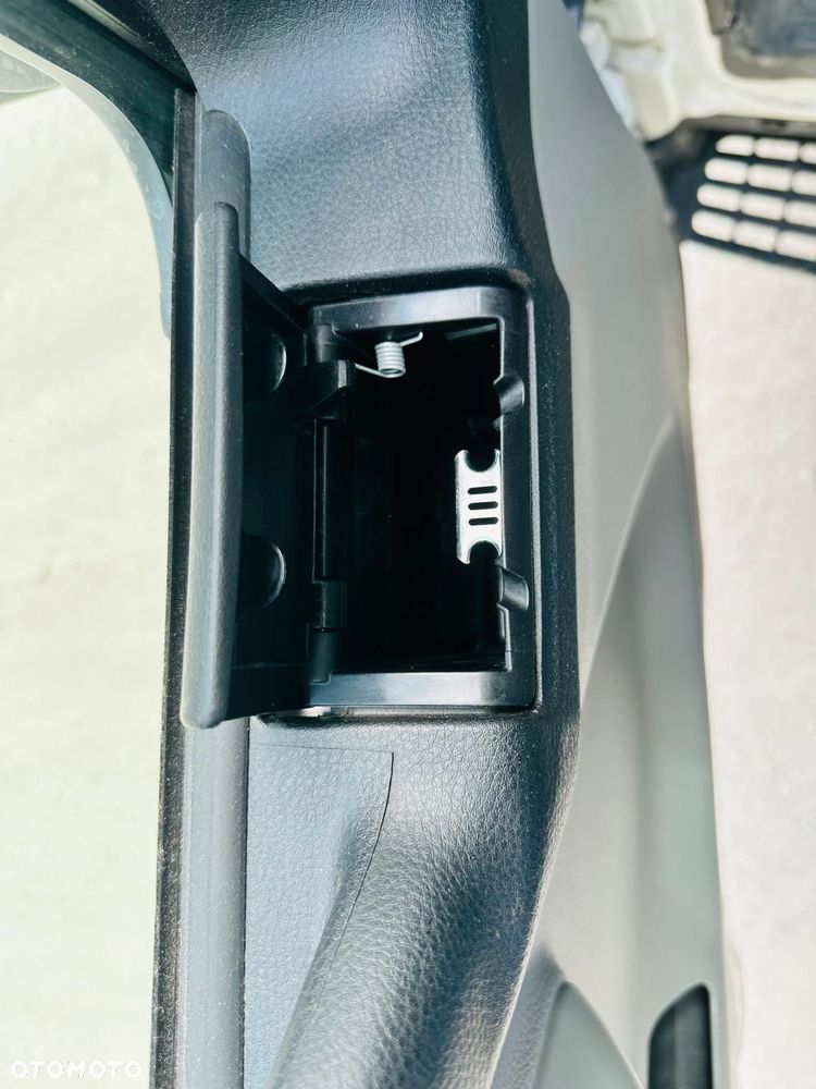 Mitsubishi Fuso - 18