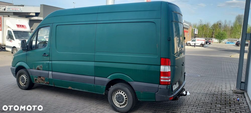 Mercedes-Benz Sprinter - 4