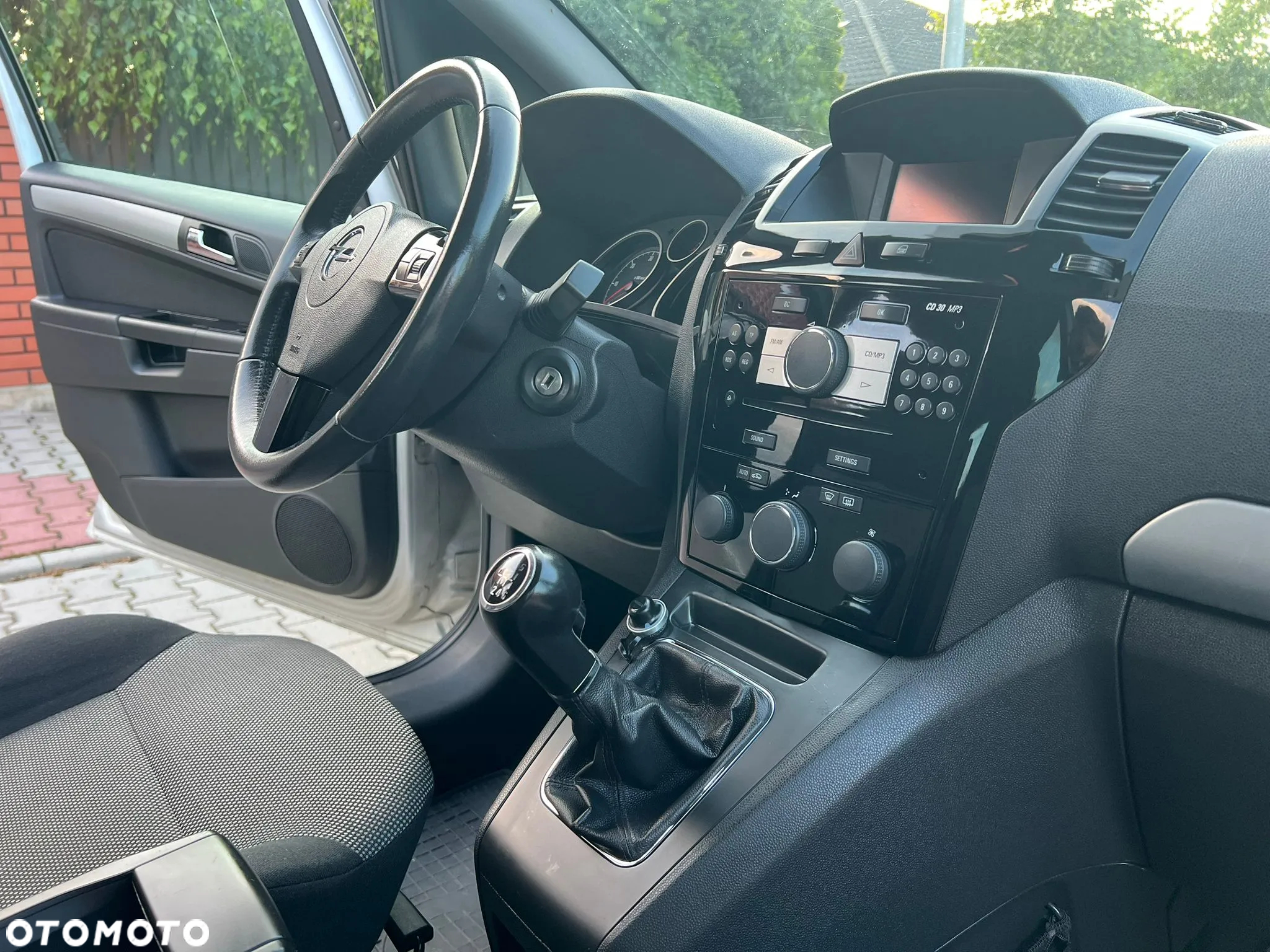 Opel Zafira 1.9 CDTI Enjoy - 8