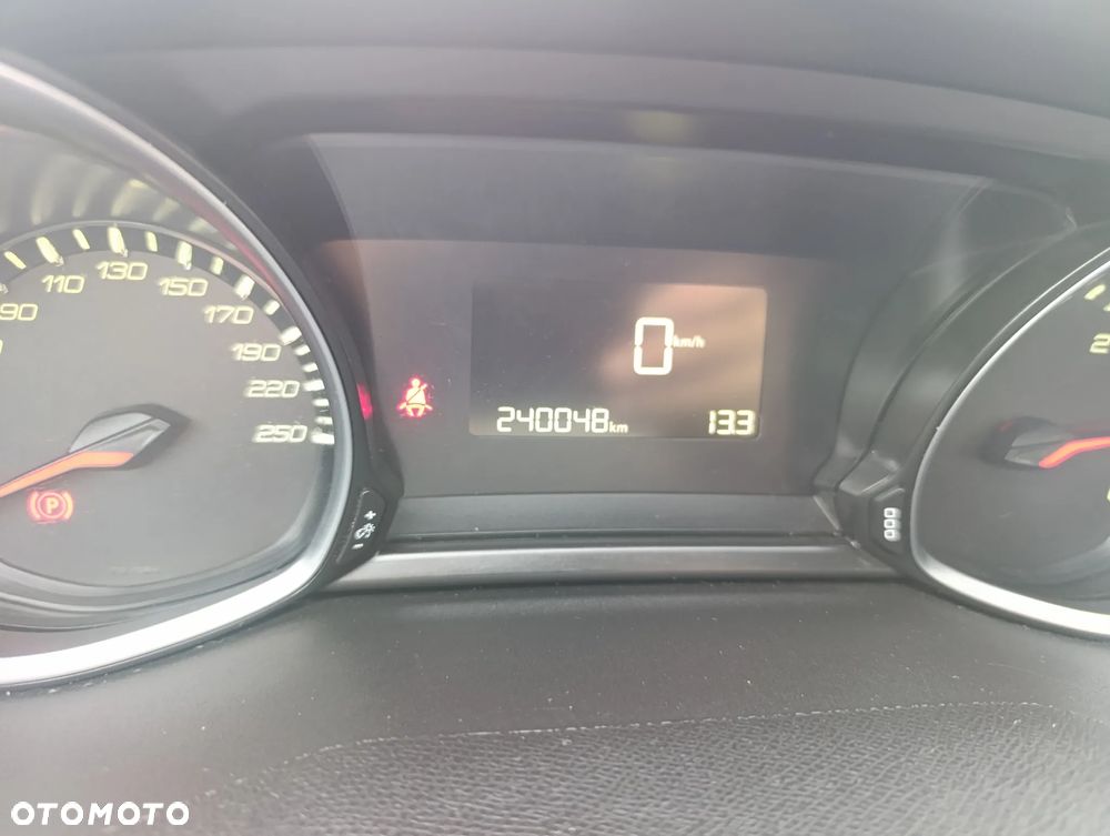 Peugeot 308 BlueHDi 120 Stop & Start Business-Line - 10