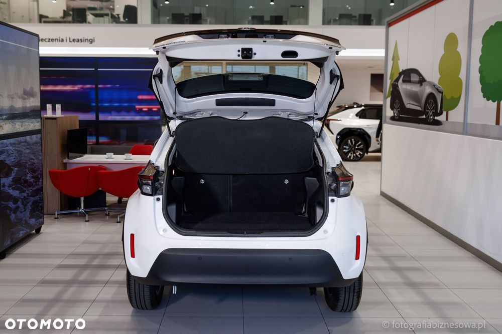 Toyota Yaris Cross Hybrid 1.5 Comfort - 35