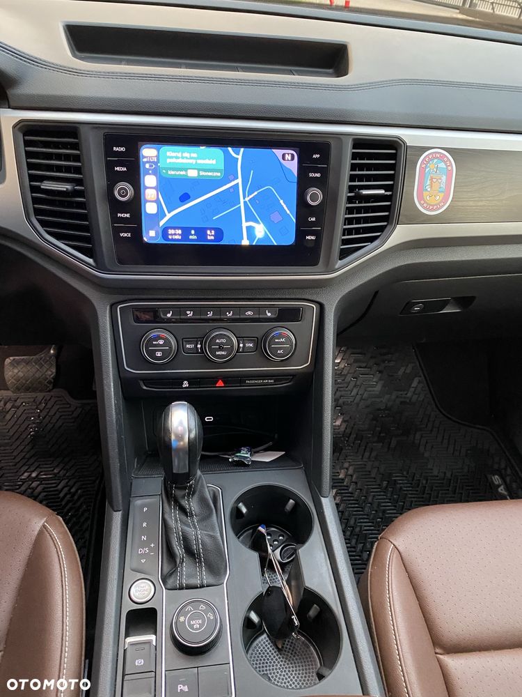 Volkswagen Atlas - 2