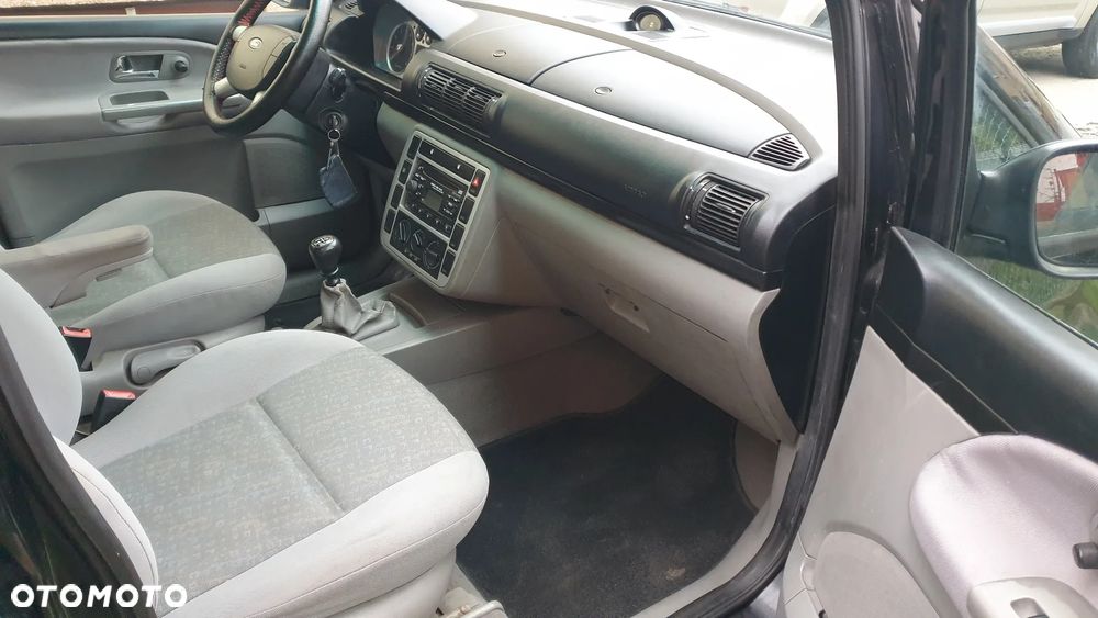 Ford Galaxy 2.0 GLX - 18