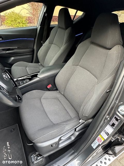 Toyota C-HR Lounge - 34