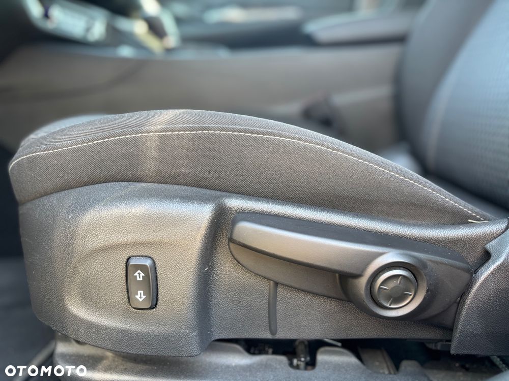Opel Insignia 2.0 CDTI Elegance S&S - 31