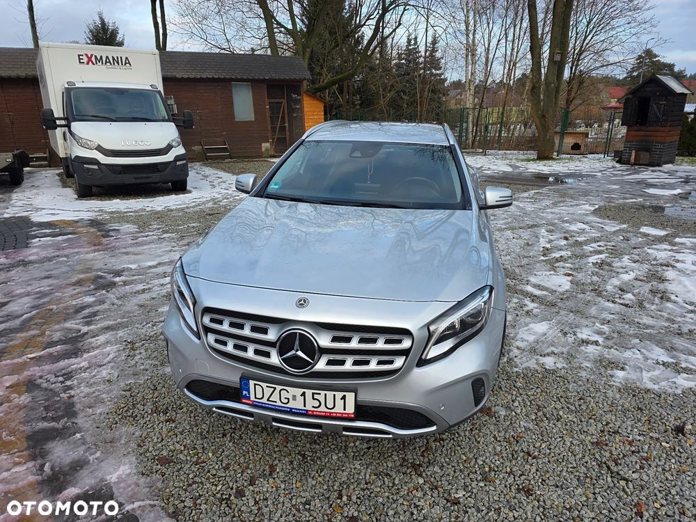 Mercedes-Benz GLA 220 4-Matic Style - 1