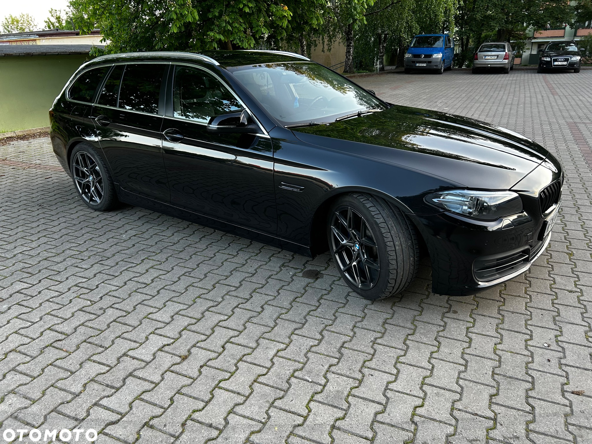 BMW Seria 5 520d xDrive - 10