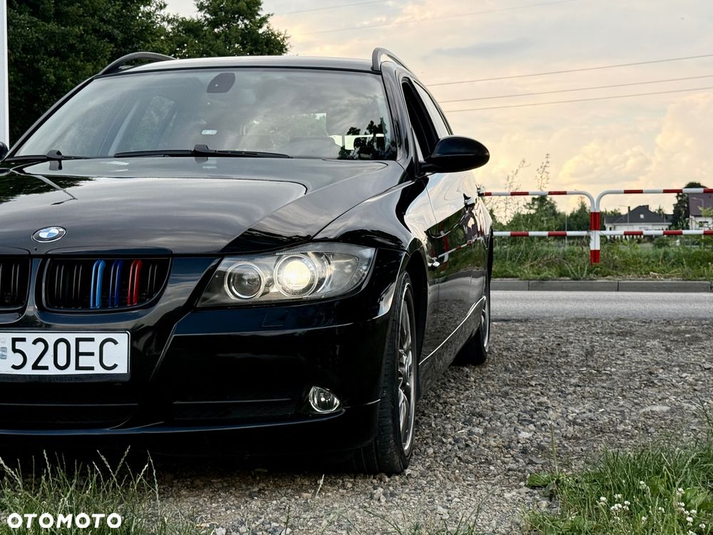 BMW Seria 3 320i - 2