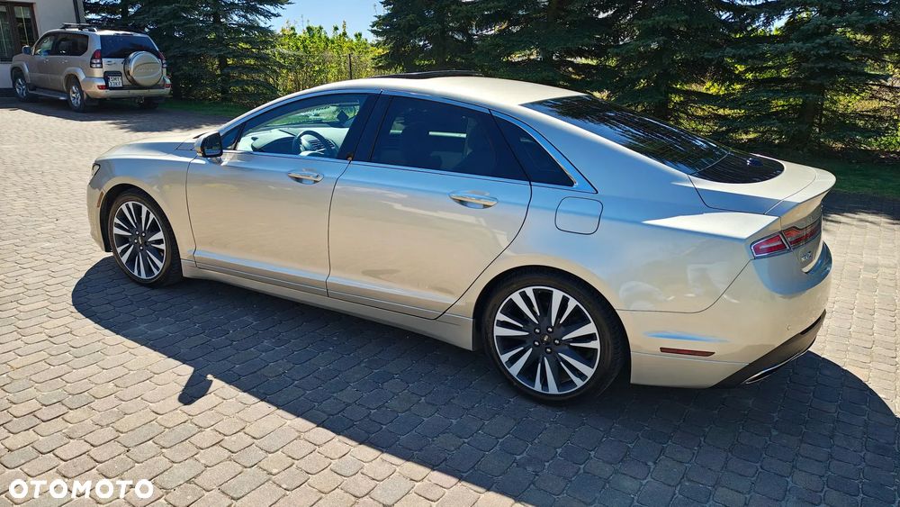 Lincoln MKZ - 7
