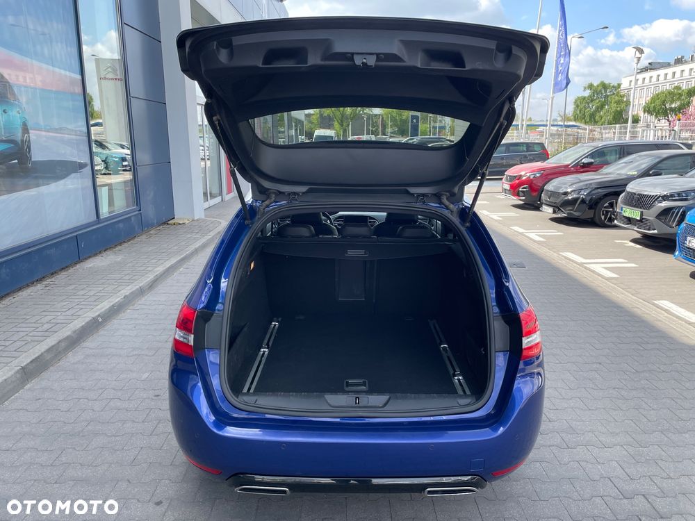 Peugeot 308 1.6 e-THP GT S&S - 9