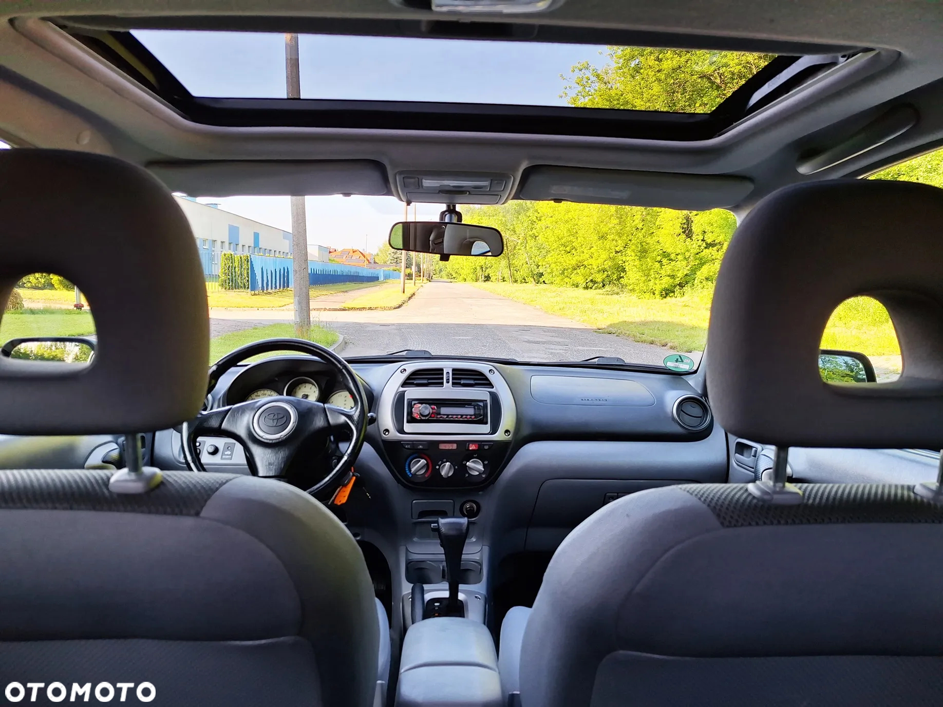Toyota RAV4 - 30