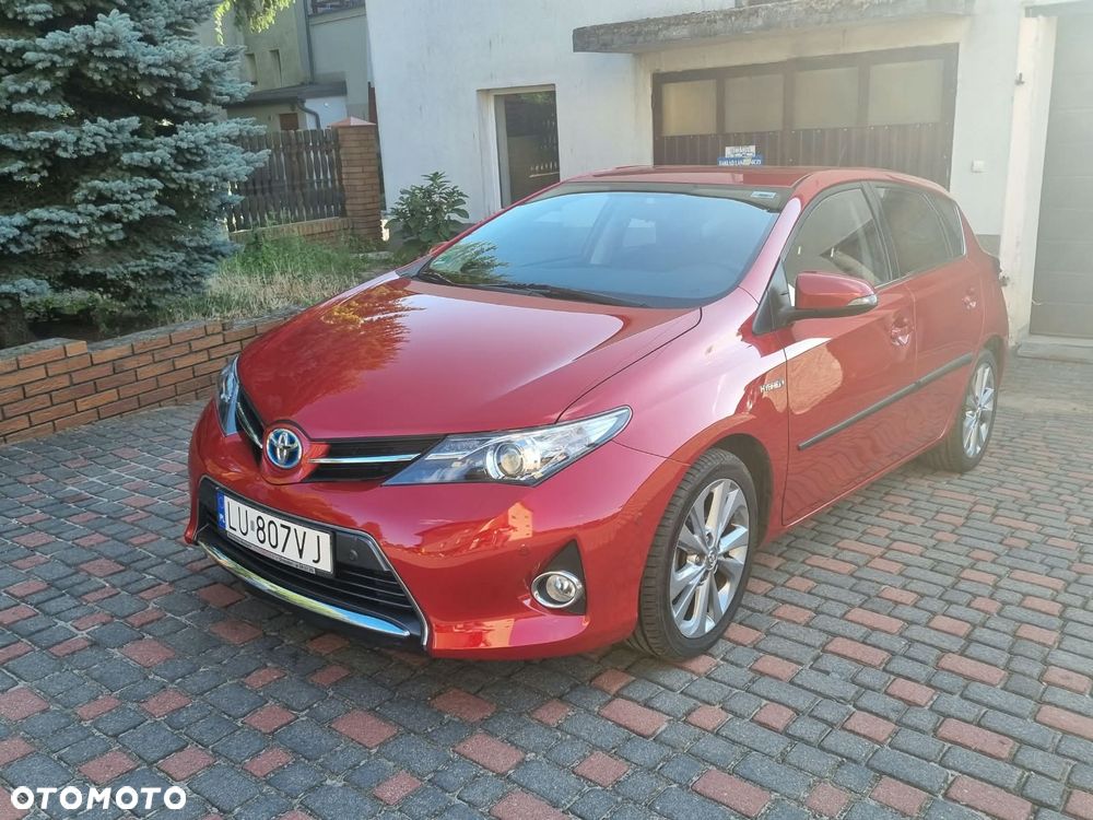 Toyota Auris 1.8 HSD Luna - 1