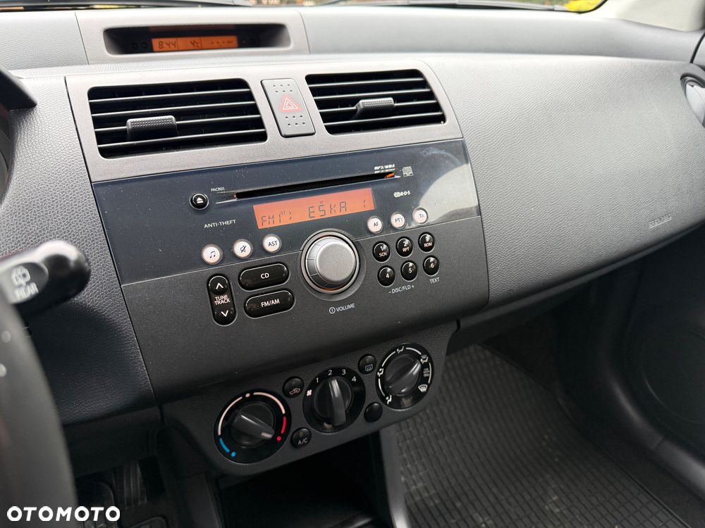 Suzuki Swift 1.3 4x4 Comfort - 19