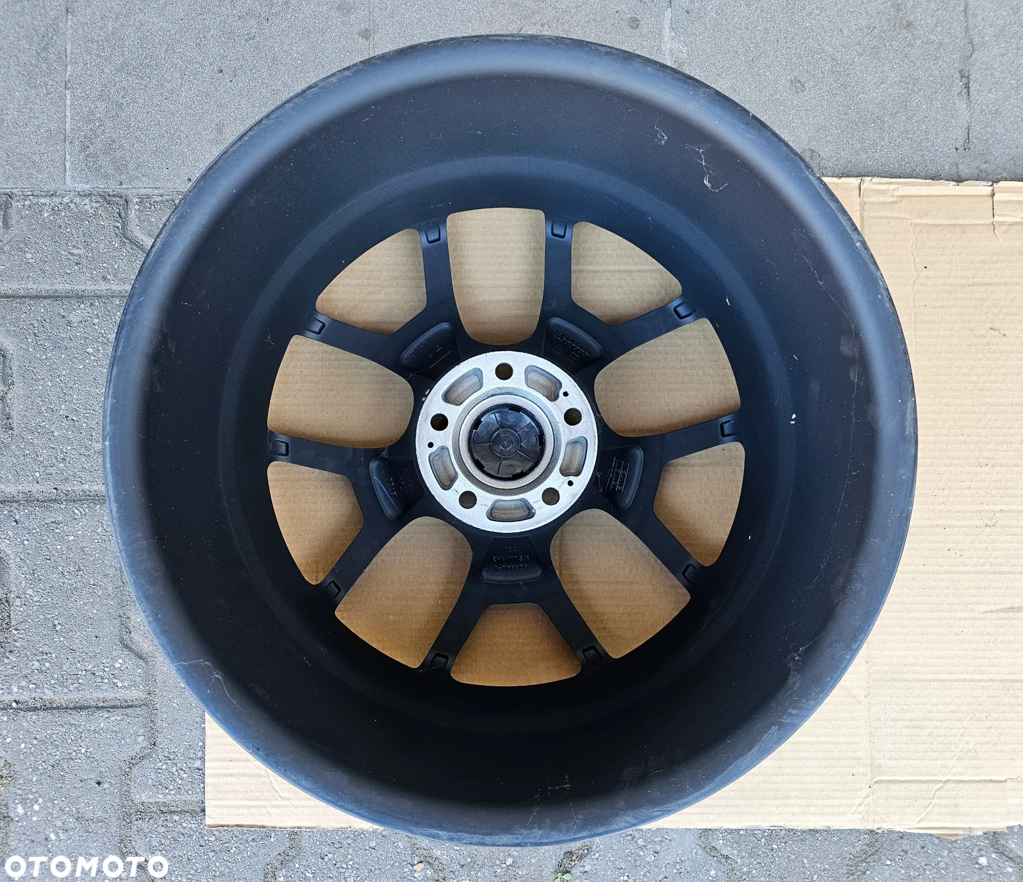 Rh Alurad BZ Agrano / 9,5Jx19 ET30 5x120 - 4