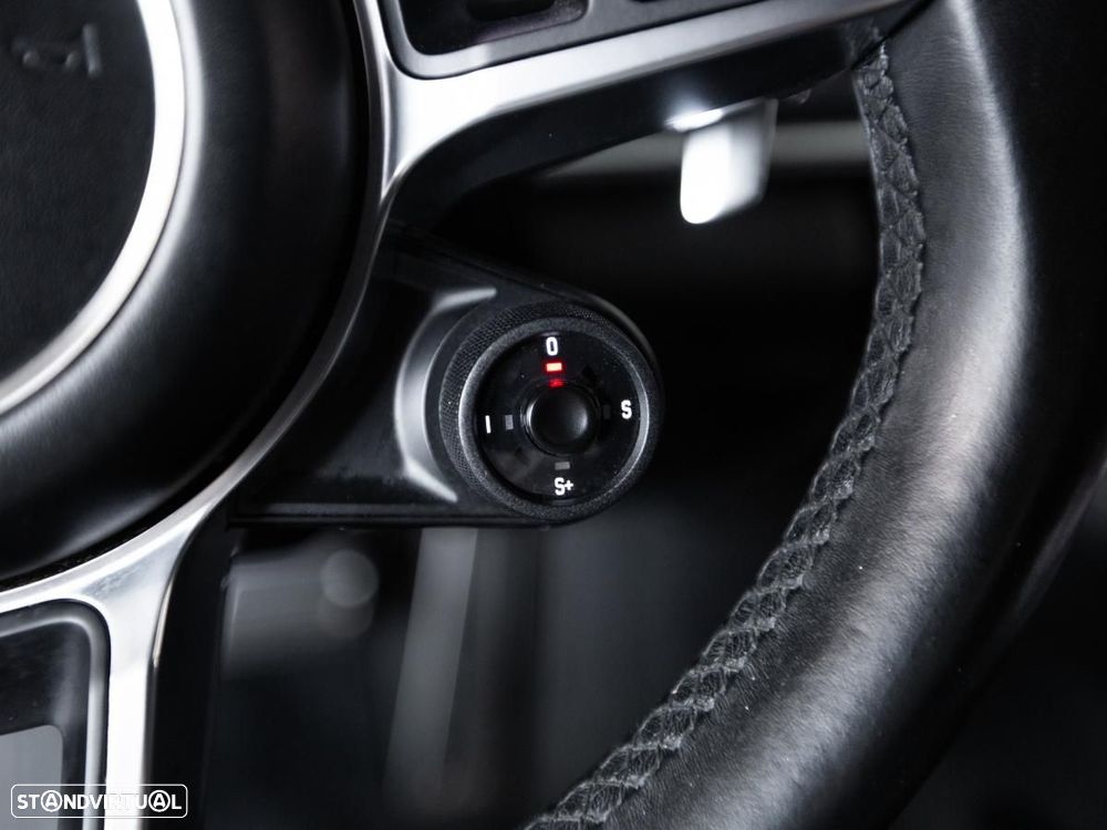 Porsche Panamera 4 S - 25