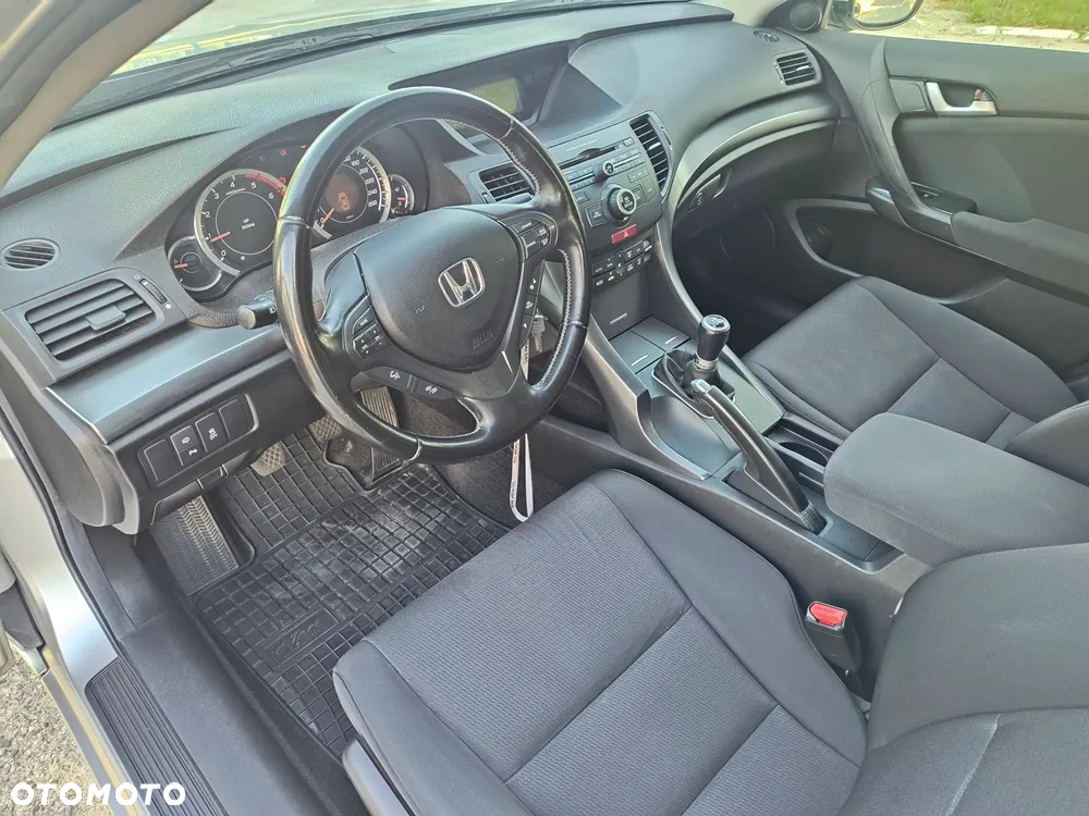 Honda Accord 2.2d Executive - 8