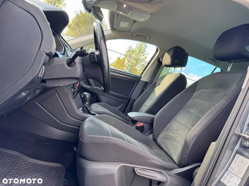 Volkswagen Tiguan - 23