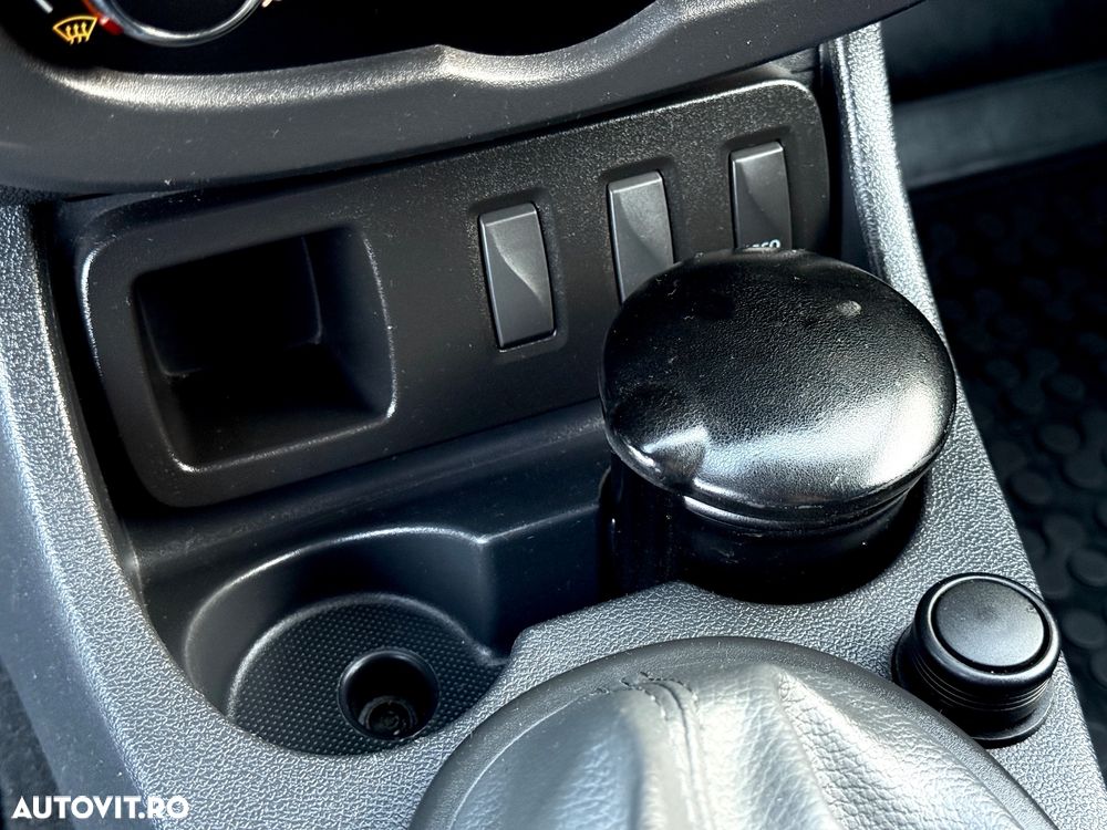 Dacia Duster 1.2 TCe 4x2 Laureate - 27