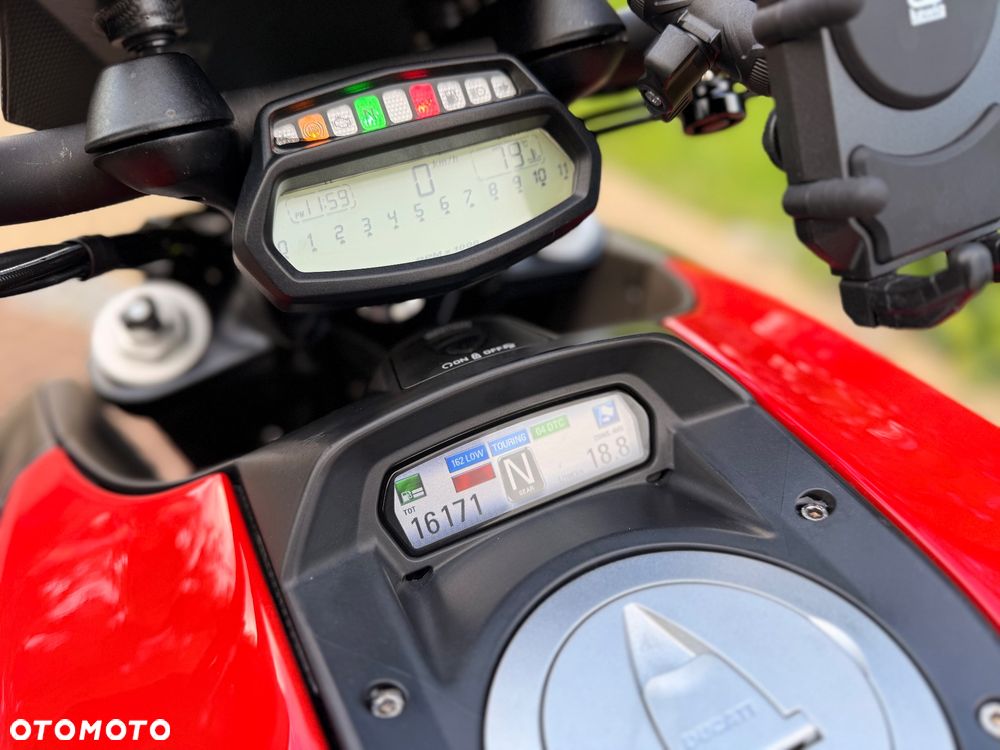 Ducati Diavel - 10