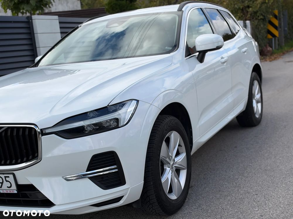 Volvo XC 60 B4 D AWD Momentum Pro - 38