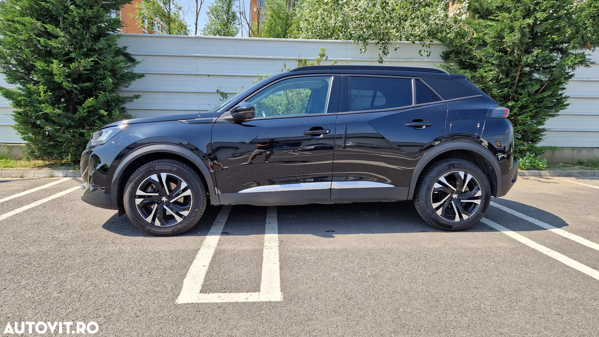 Peugeot 2008 1.5 BlueHDI EAT8 STT Allure Pack - 3