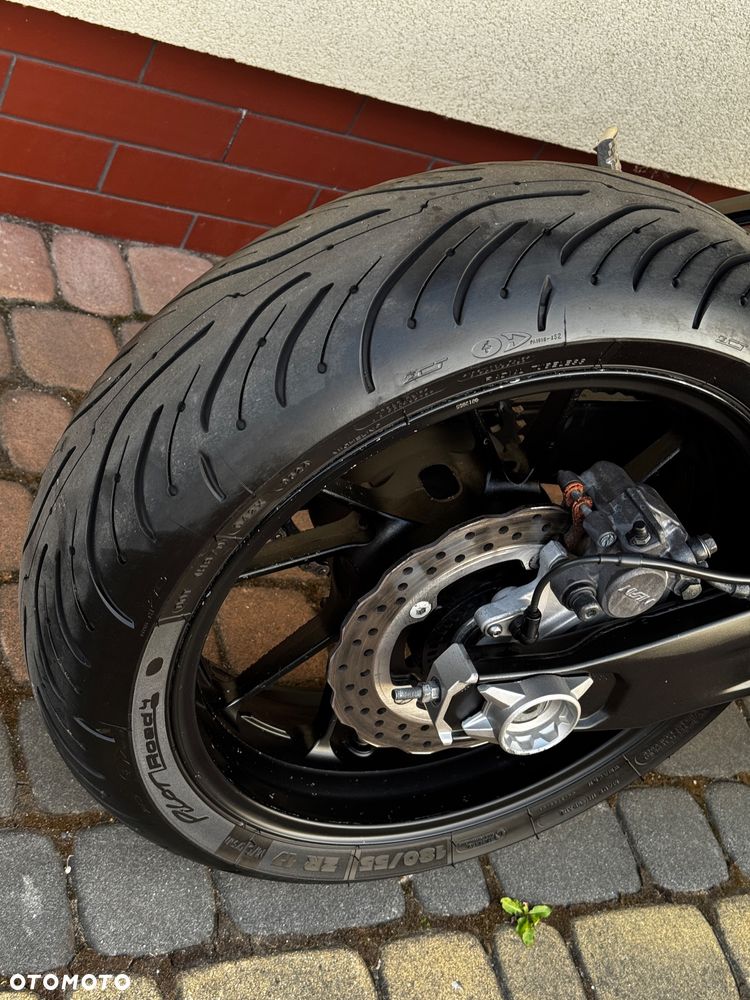 Yamaha MT - 10