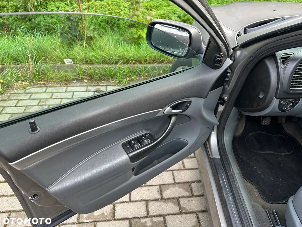 Saab 9-3 1.9 TiD DPF (Sportgetriebe) Linear - 12