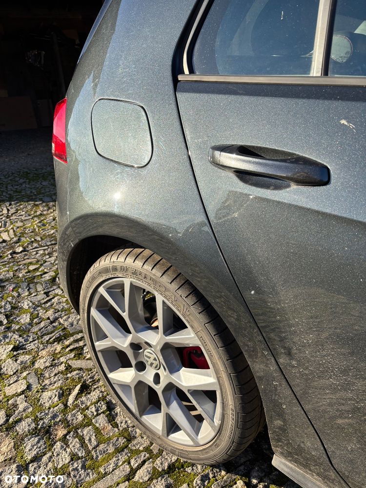 Volkswagen Golf GTI BlueMotion Technology DSG - 10
