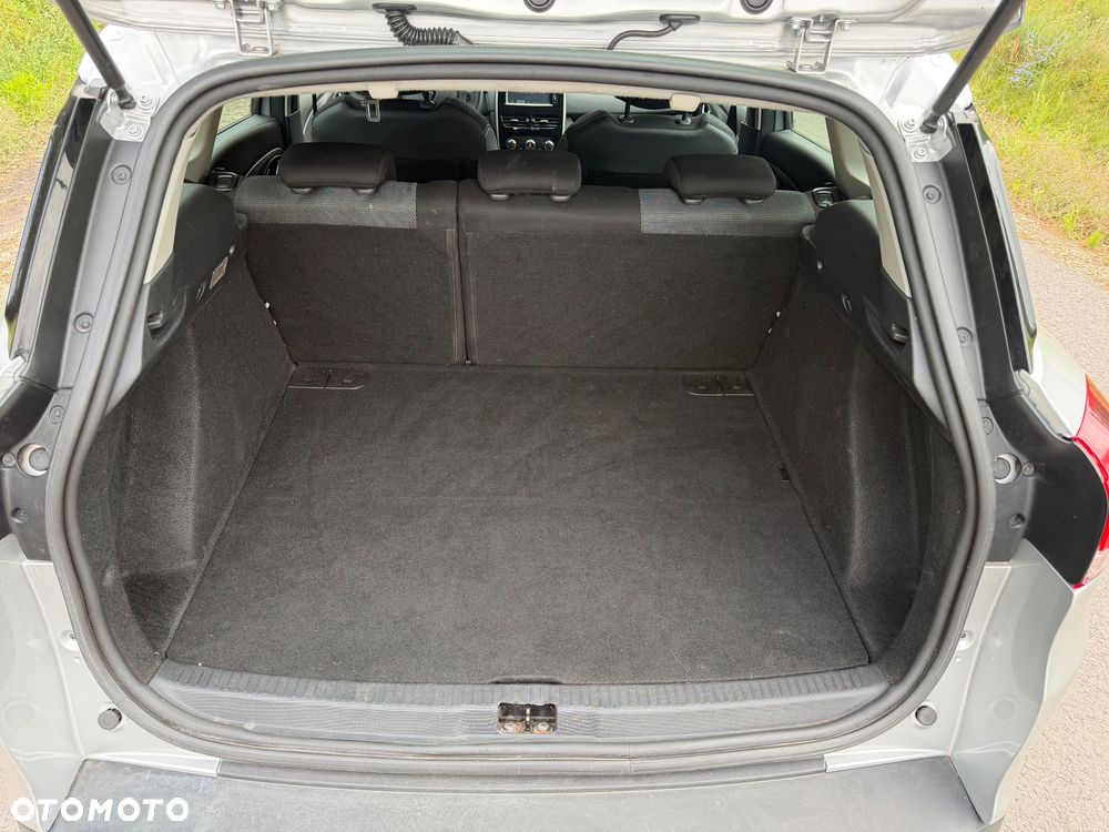 Renault Clio TCe 120 EDC Limited - 17