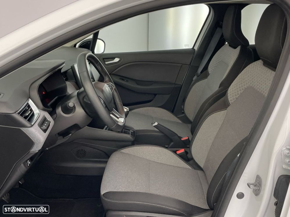 Renault Clio 1.0 TCe Evolution Bi-Fuel — fotografia 11