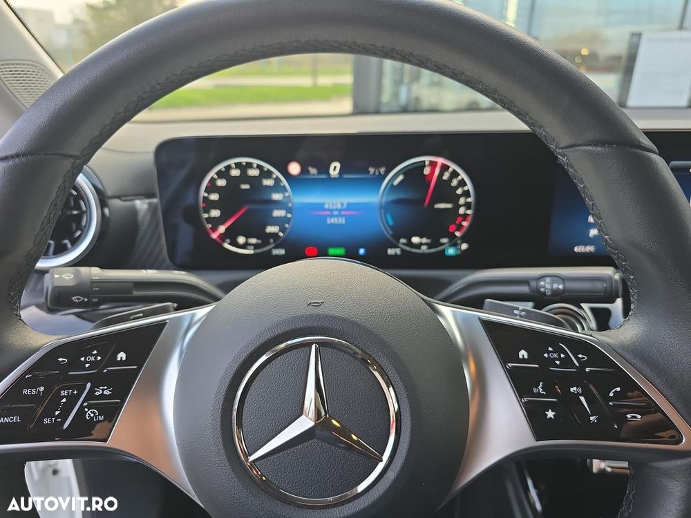 Mercedes-Benz CLA 250 e Coupe - 10