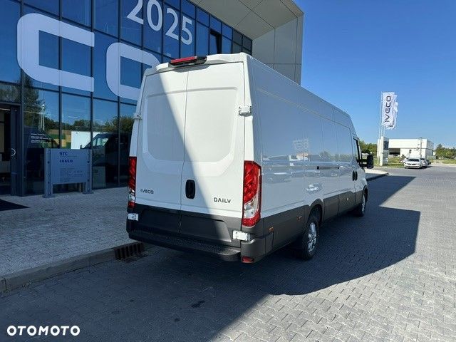 Iveco 35S18HA8V - 5