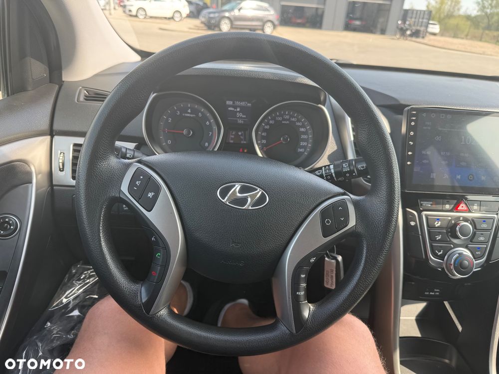 Hyundai i30 1.4 Fifa World Cup Edition - 23