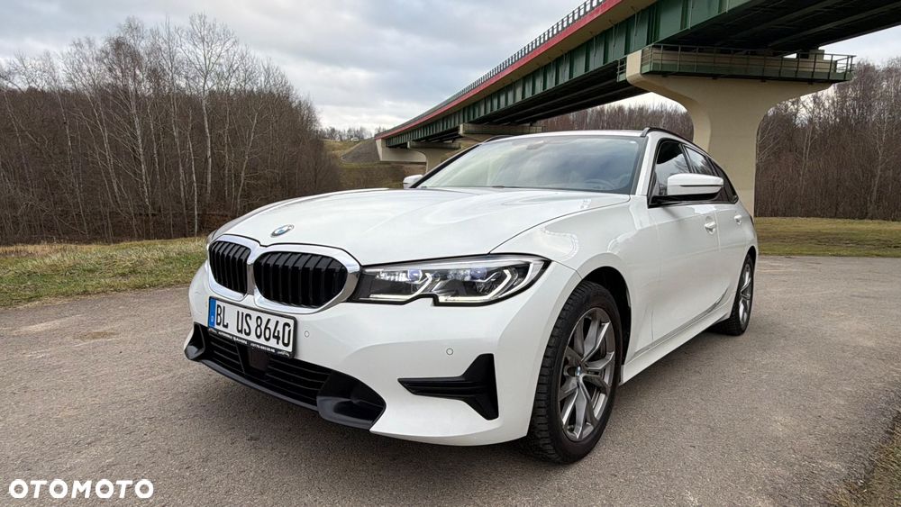 BMW Seria 3 320d Sport Line Shadow sport - 12