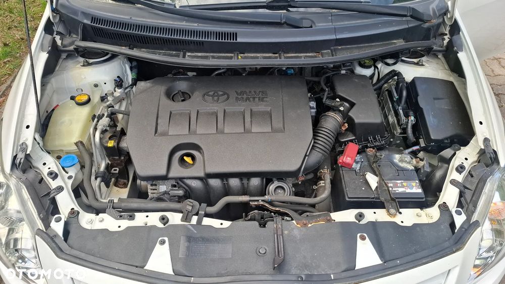 Toyota Auris - 17