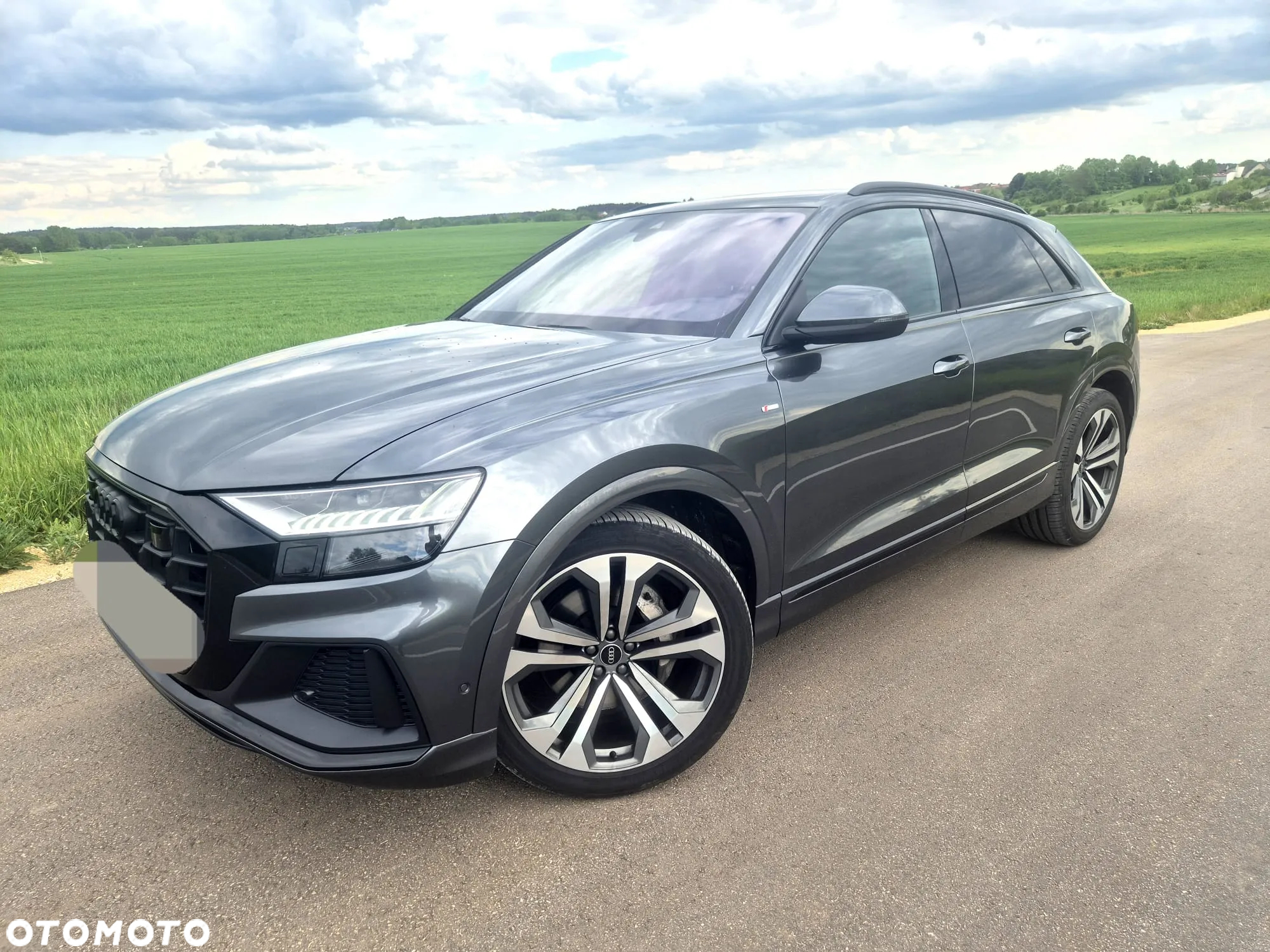 Audi Q8 - 18