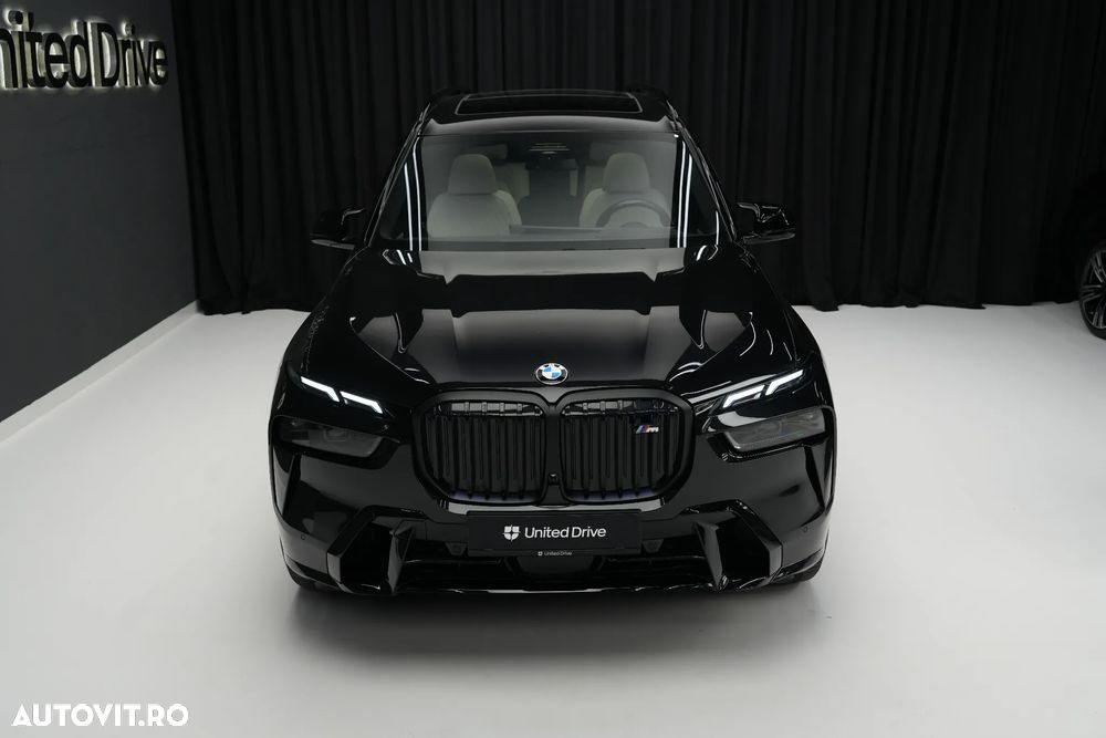 BMW X7 M60i xDrive AT MHEV - 3