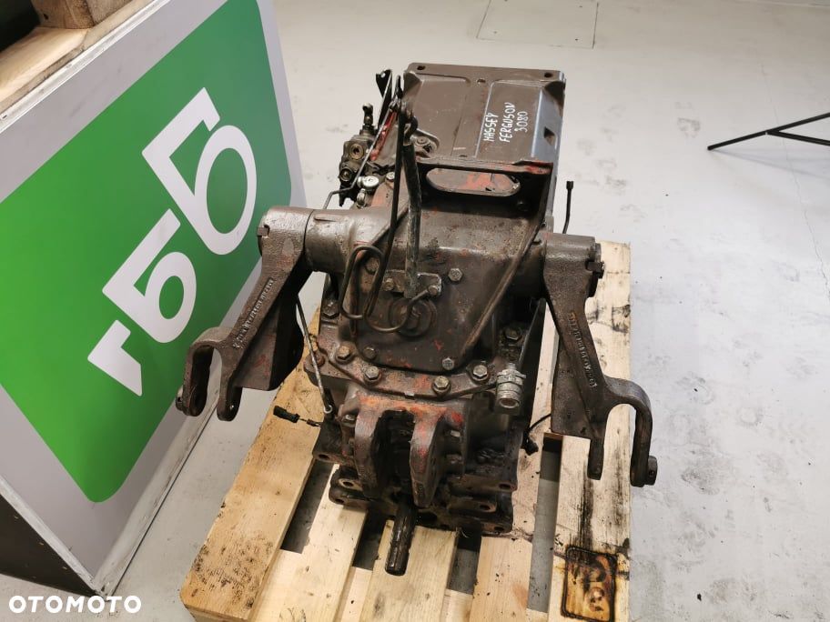 Most napędowy Massey Ferguson 3080 {Tył} - 6