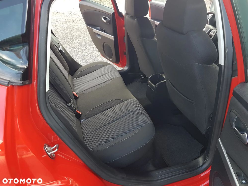 Seat Leon 2.0 TDI DPF Sport - 11