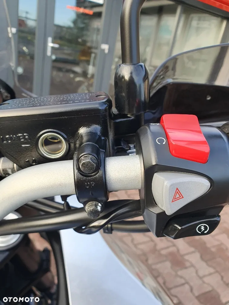 Honda VFR - 14