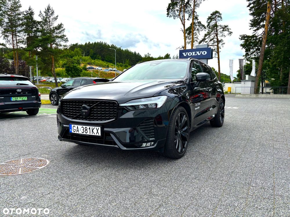 Volvo XC 60 B5 B AWD Ultimate Black Edition