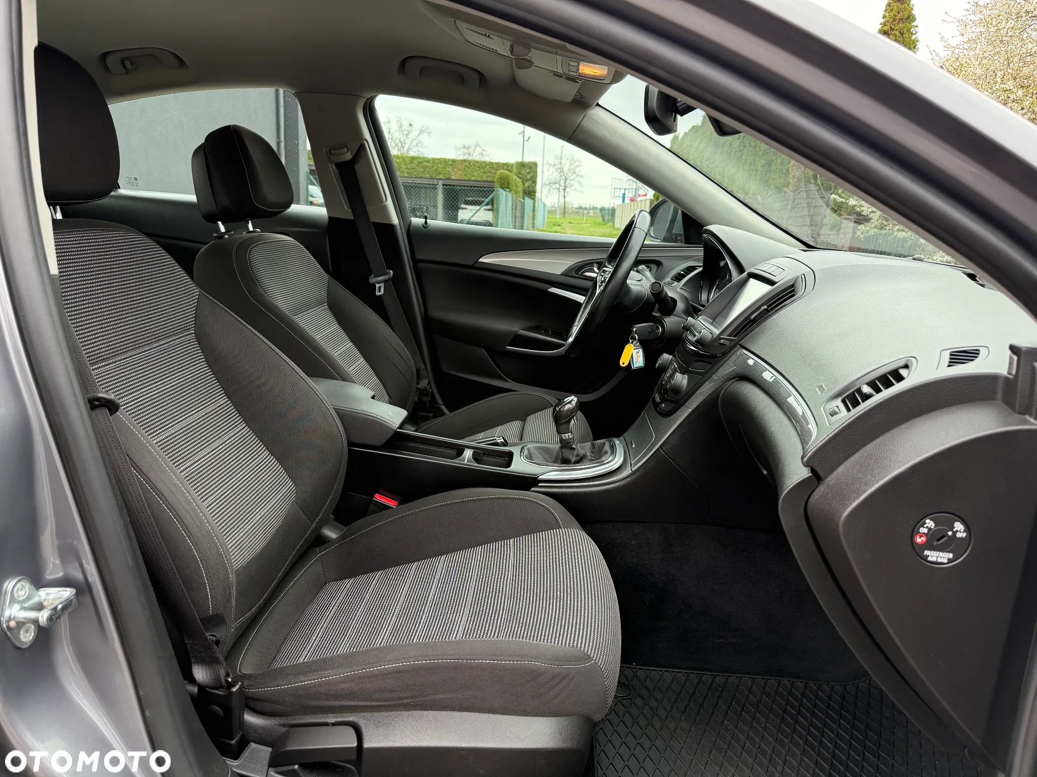 Opel Insignia - 8