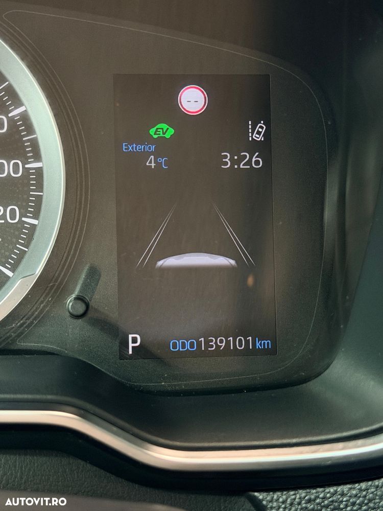 Toyota Corolla 1.8 HSD Business - 24